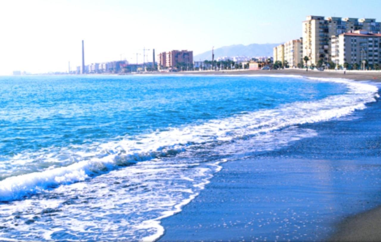 Habitacion Doble En Apartamento Compartido Dream In Malaga, Junto A Vialia Y Playa Eksteriør billede